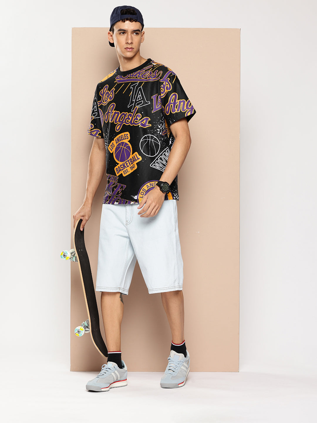 Los Angeles Lakers Oversized Logo Mash T-Shirt