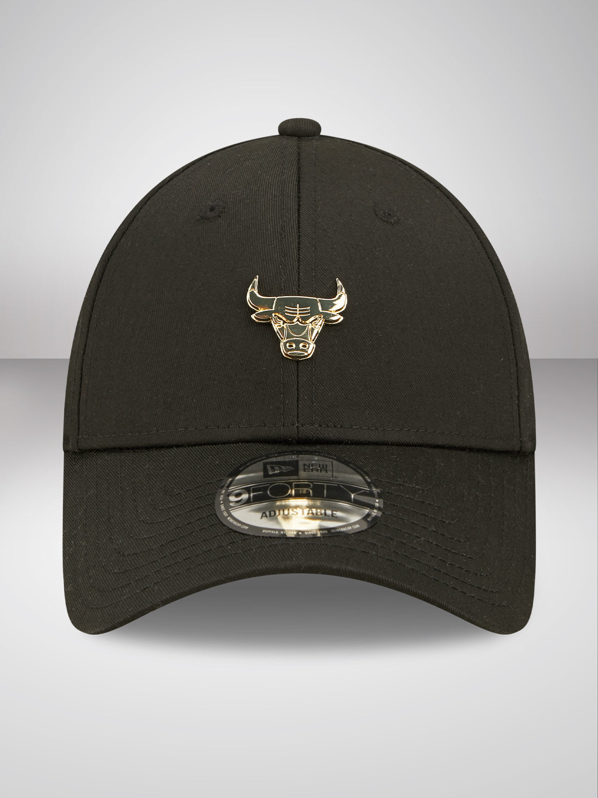 Chicago Bulls Pin Logo Black 9FORTY Adjustable Cap