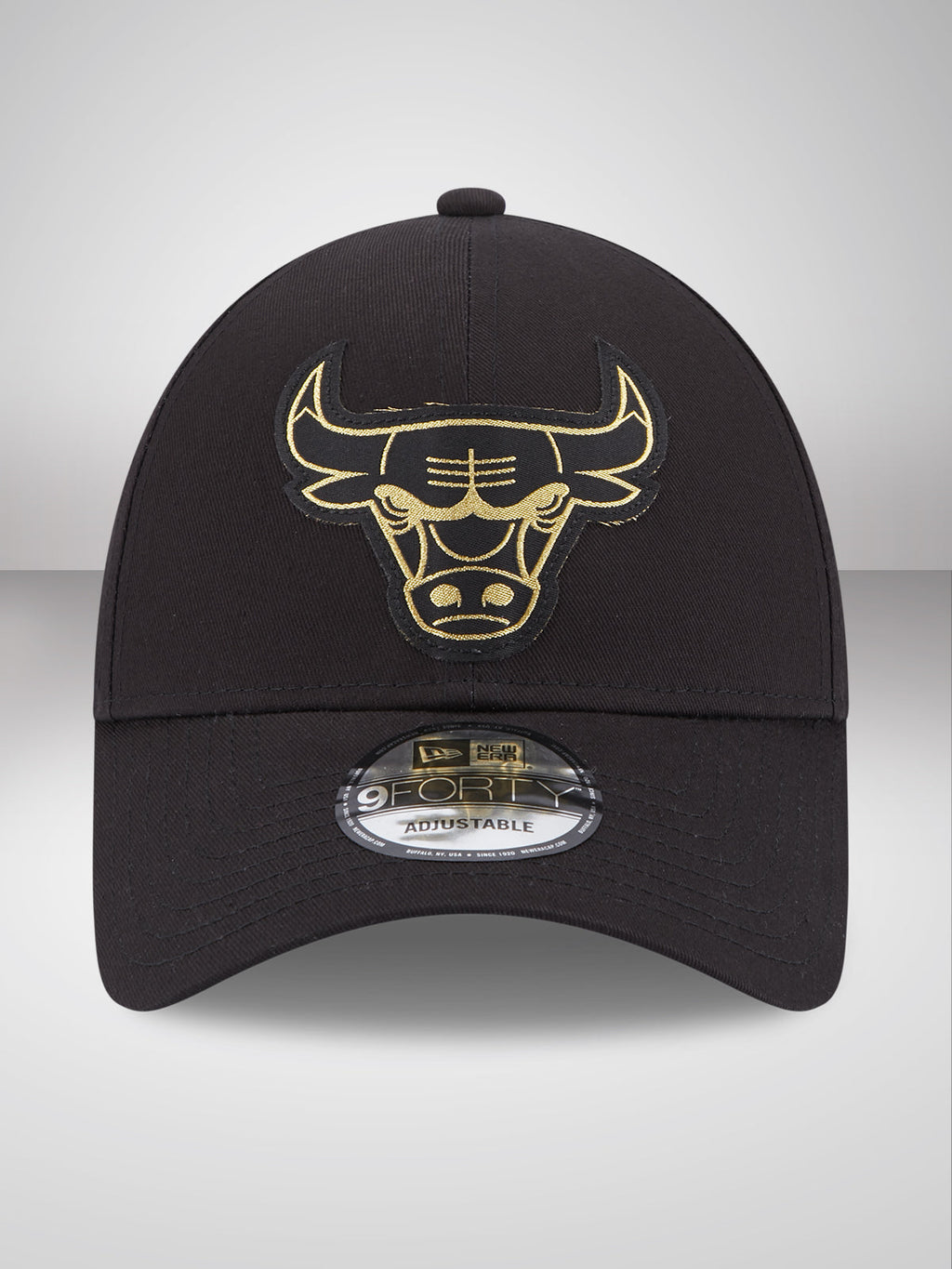 Chicago Bulls Metallic Badge Black 9FORTY Adjustable Cap