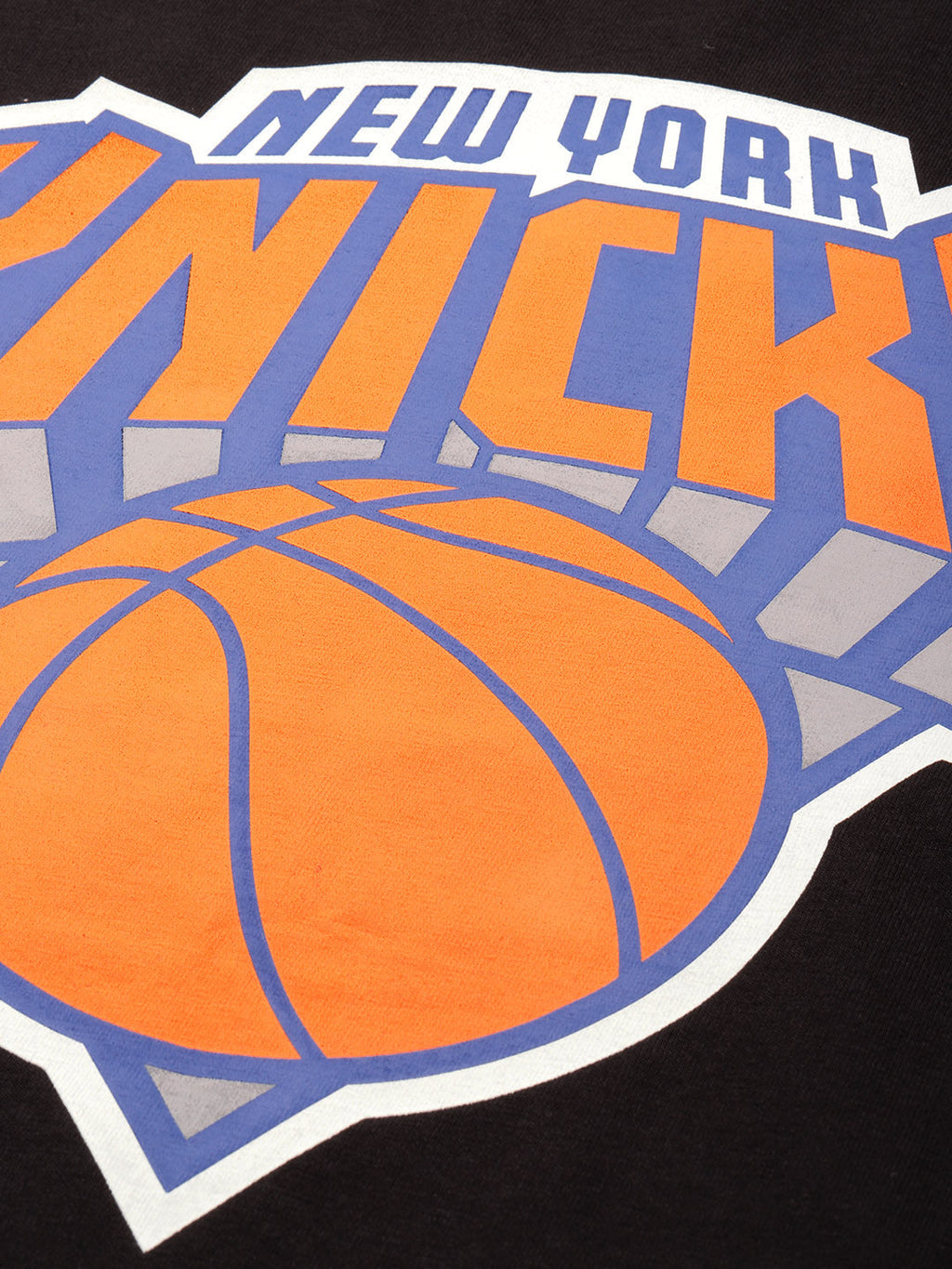 New York Knicks Classic Crest T-Shirt