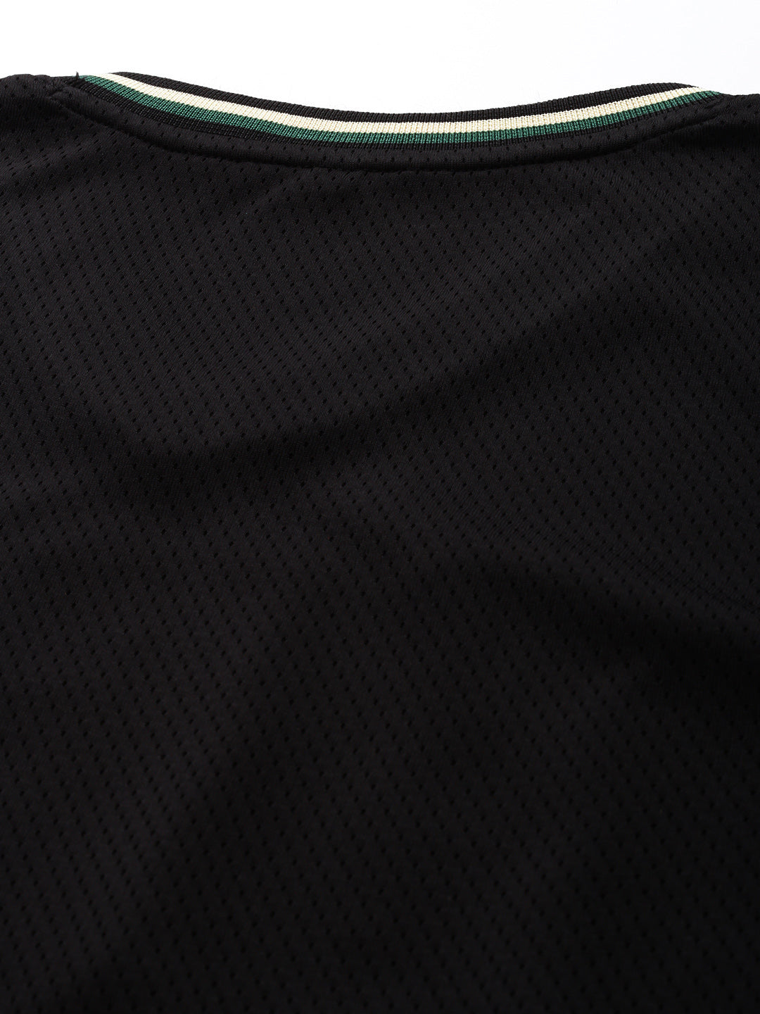 Milwaukee Bucks V-Neck Oversized T-Shirt