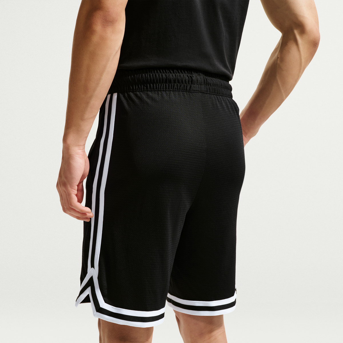 Nike DNA Men's Dri-FIT 8" Basketball Shorts