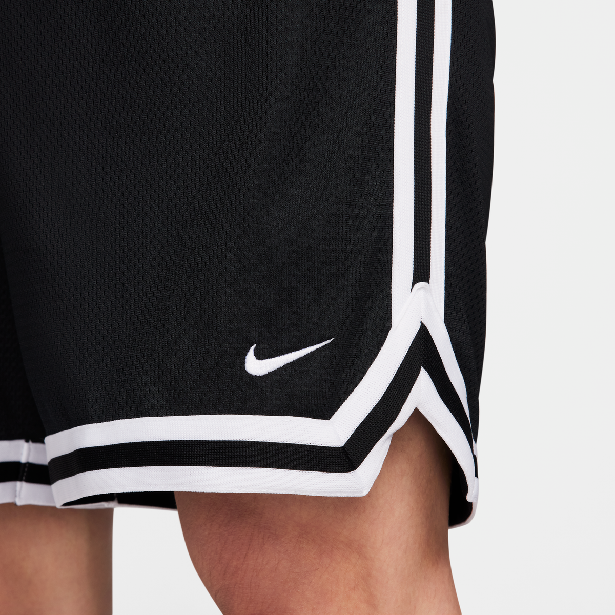 Nike DNA Men's Dri-FIT 8" Basketball Shorts
