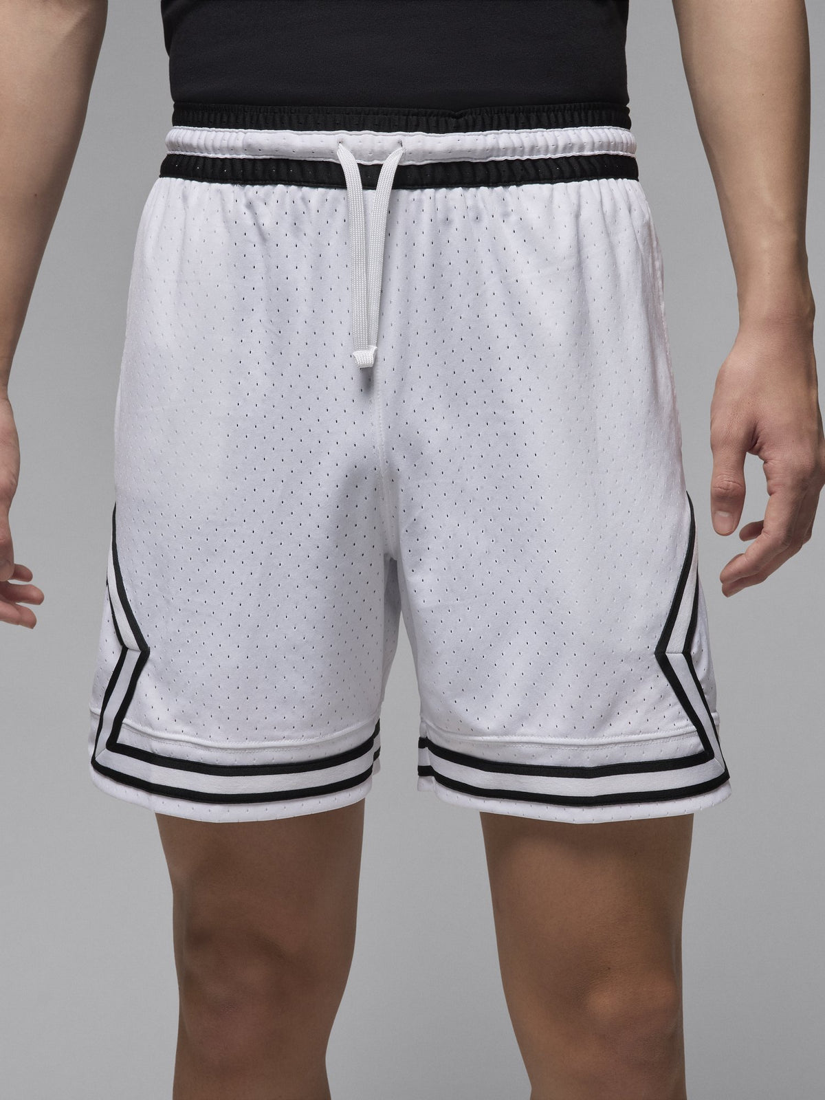 Jordan Sport Men's Dri-FIT 7" Mesh Diamond Shorts