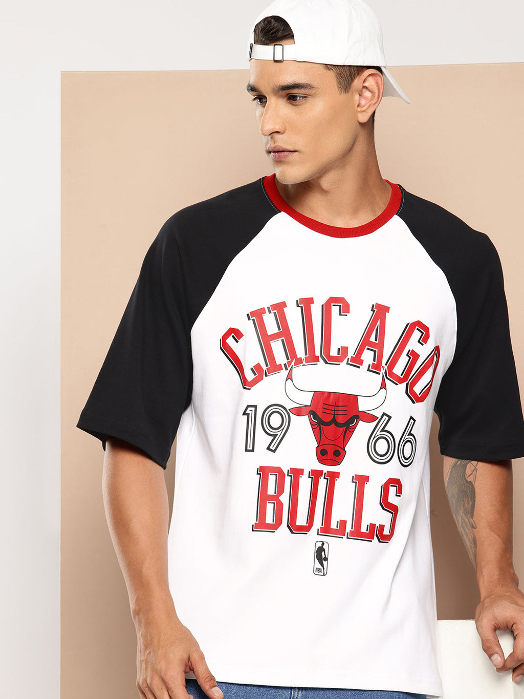 Chicago Bulls Contrast Colour Oversized T-Shirt White