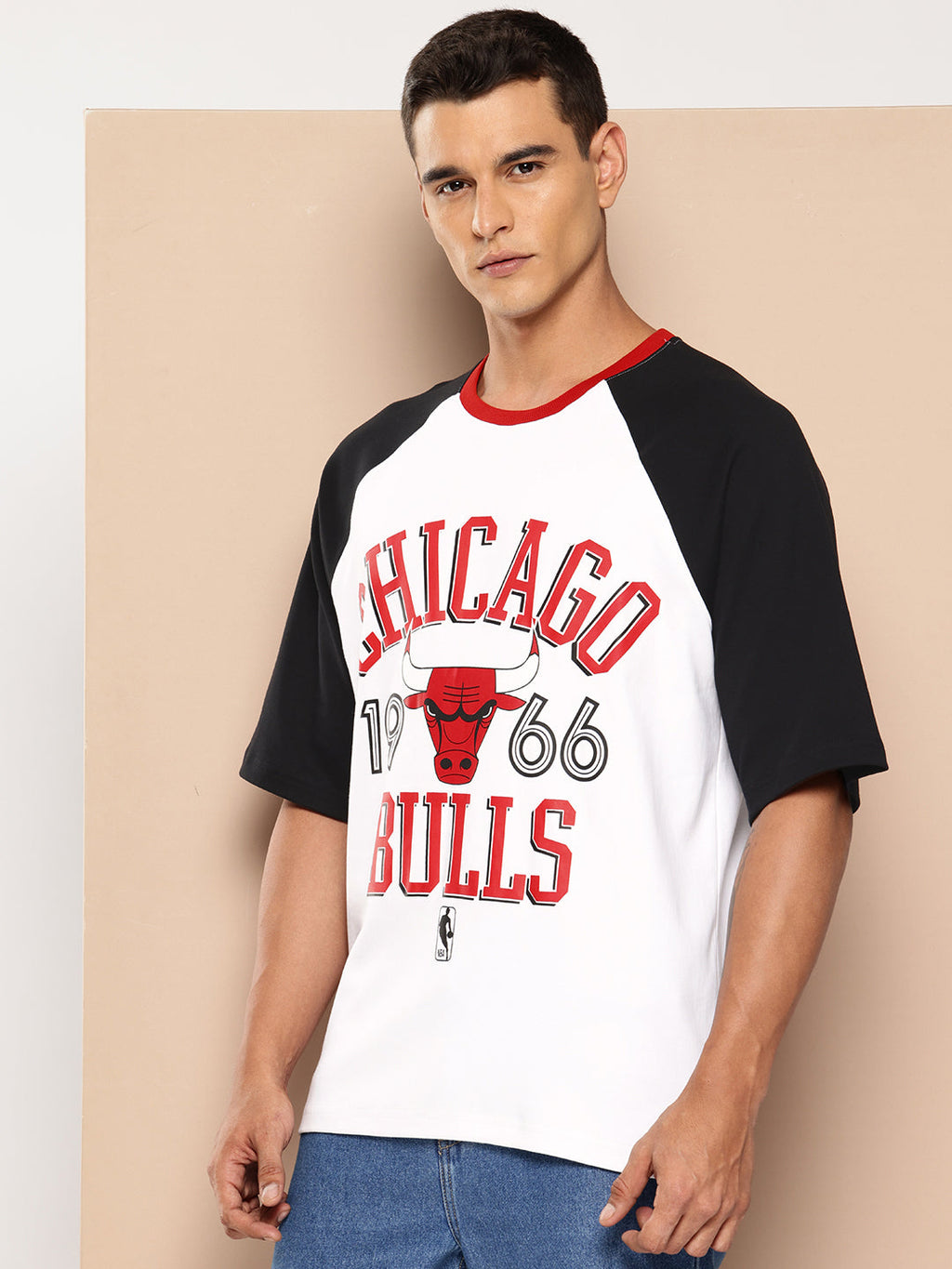 Chicago Bulls Contrast Colour Oversized T-Shirt White