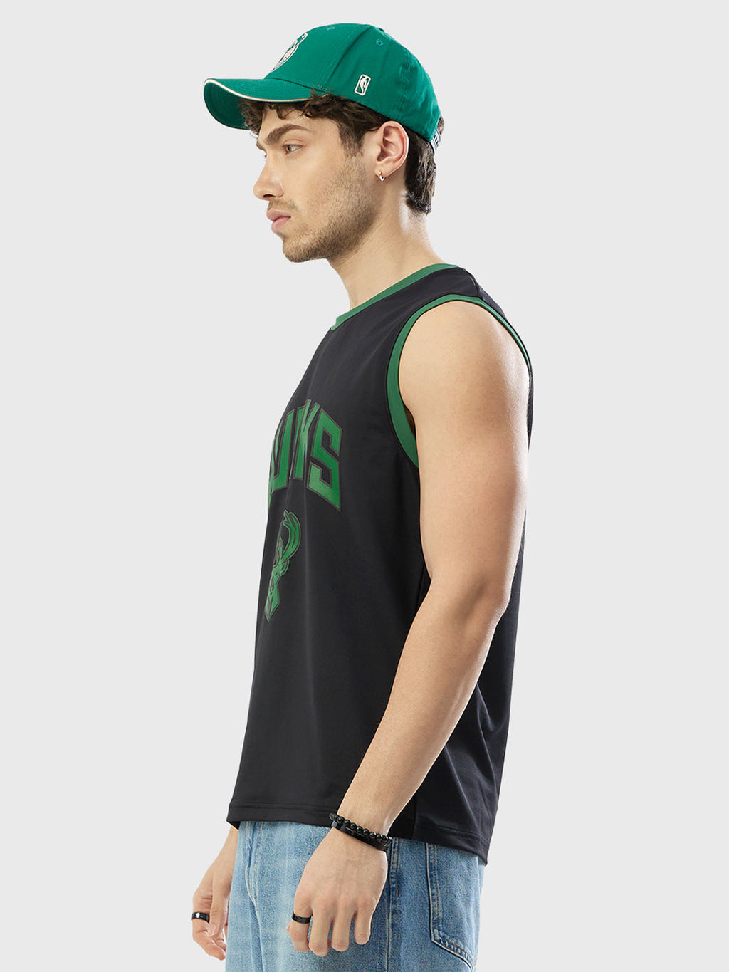 Milwaukee Bucks Fan Sleeveless T-Shirt