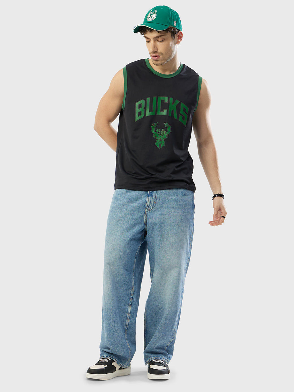 Milwaukee Bucks Fan Sleeveless T-Shirt
