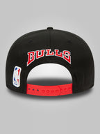 Chicago Bulls NBA Rear Logo Black 9FIFTY Snapback Cap