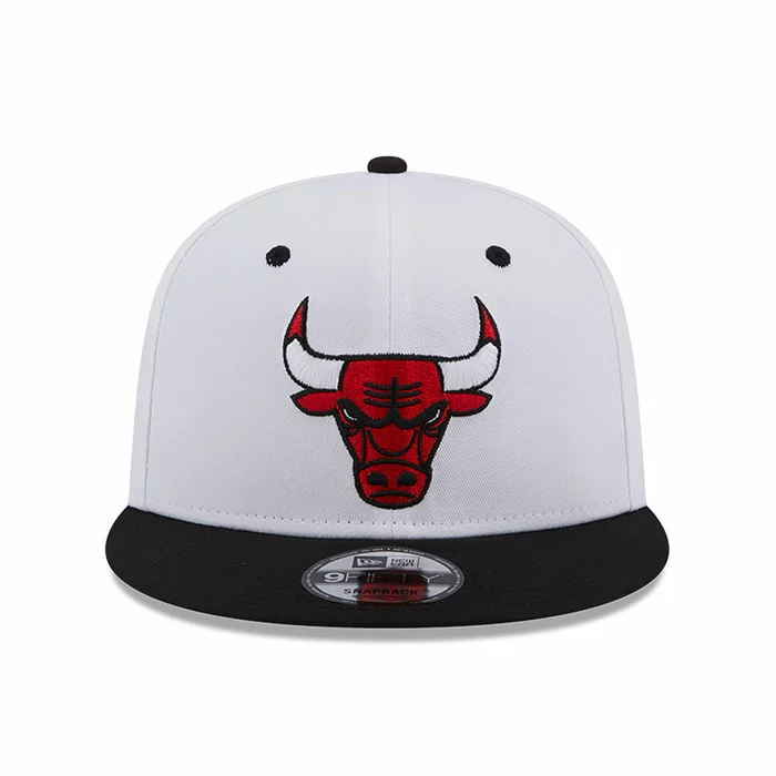 CHICAGO BULLS WHITE CROWN PATCH 9FIFTY SNAPBACK CAP 'WHITE BLACK'