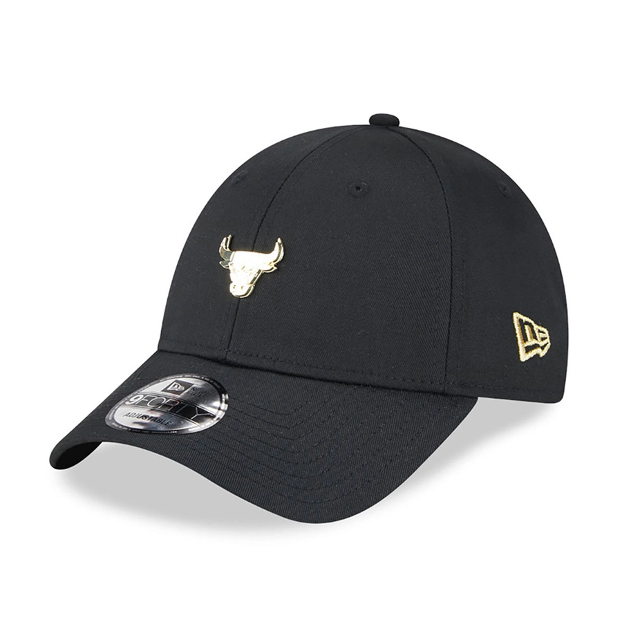 CHICAGO BULLS PIN LOGO 9FORTY ADJUSTABLE CAP 'BLACK'